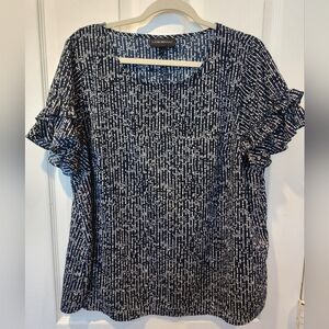 Size 16 Lane Bryant top with ruffle sleeves